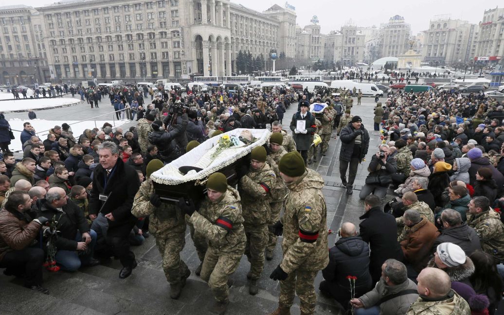 Військових провели в останню путь / © Reuters