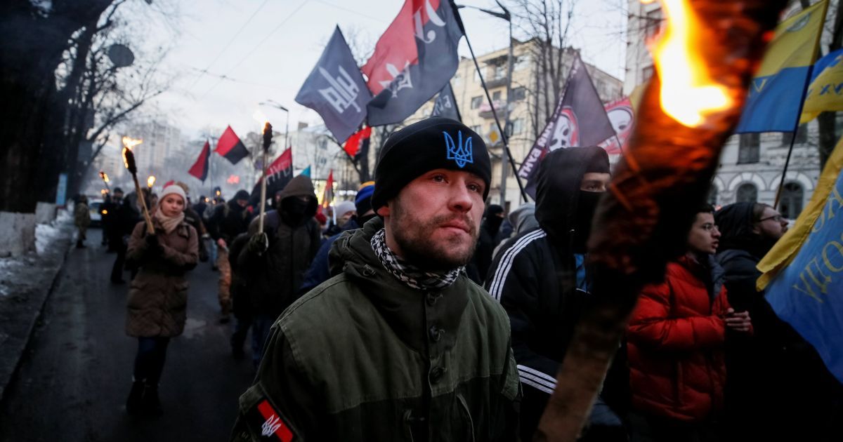 смолоскипна хода в Києві до дня пам'яті Героїв Крут_6 / © Reuters
