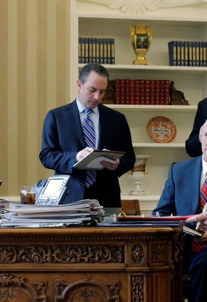 40 хвилин таємниці. Трамп уперше на посаді президента США розмовляв з Путіним