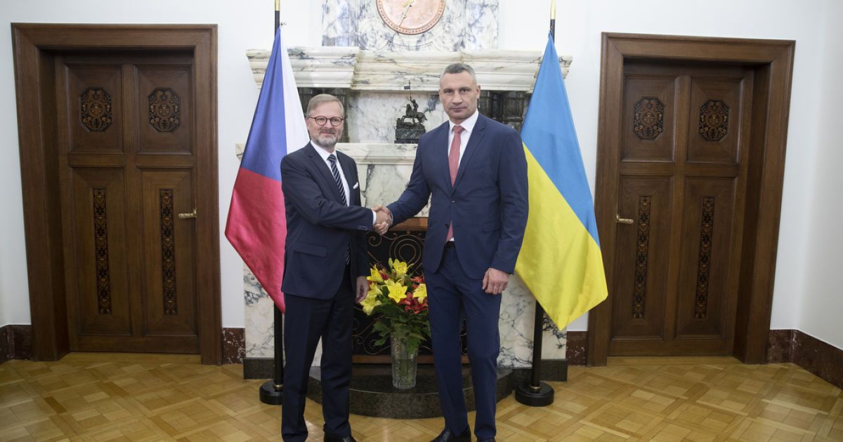 Кличко встретился с премьер-министром Чехии: Поддержка Украины не ослабит