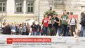 Во Львове состоялись гонки официантов