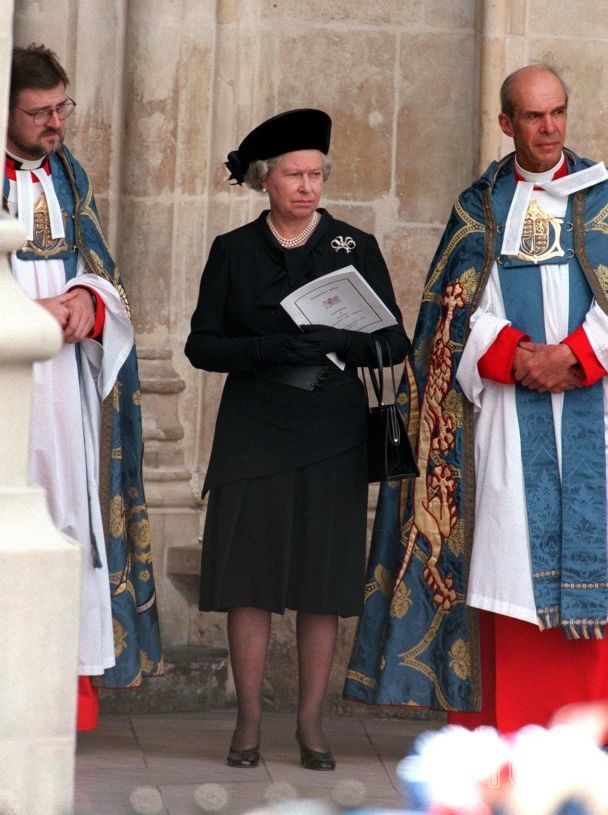 Королева Єлизавета II на похороні принцеси Діани, 6 вересня 1997 рік / © Getty Images