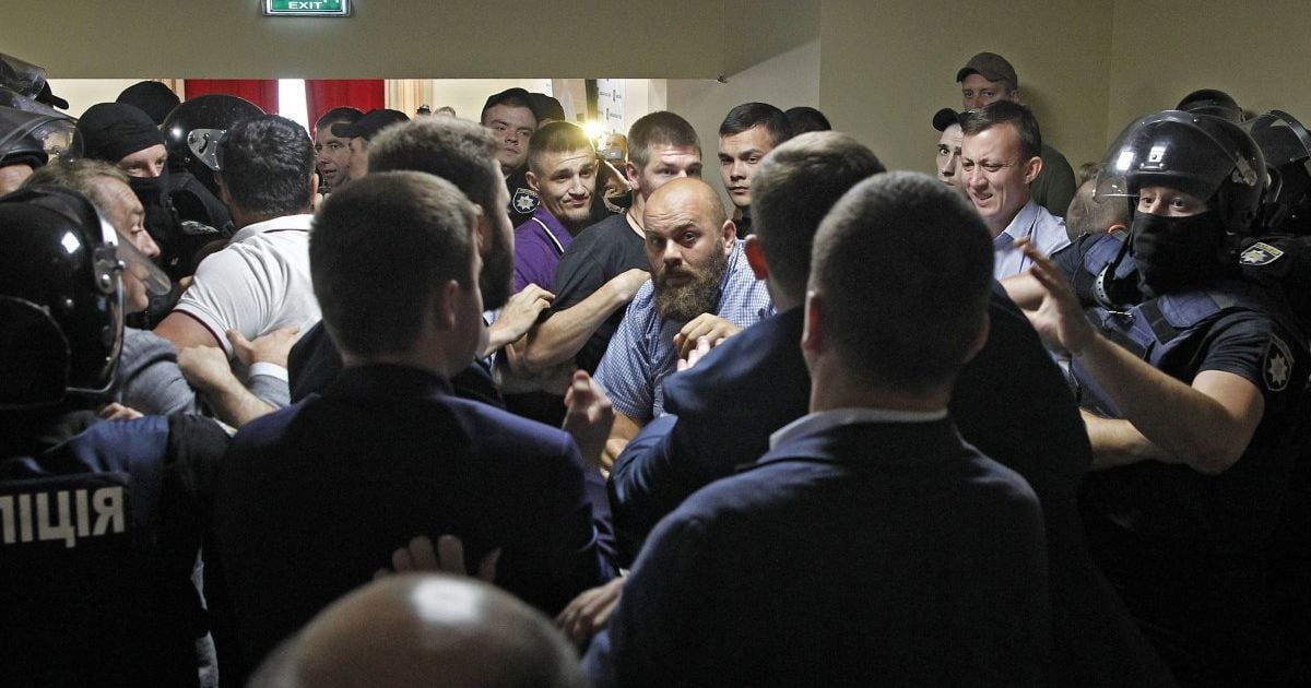 Мітинг проти підняття тарифів у Київраді_20 / © УНІАН