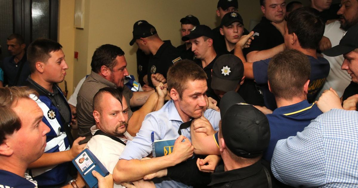 Мітинг проти підняття тарифів у Київраді_8 / © УНІАН