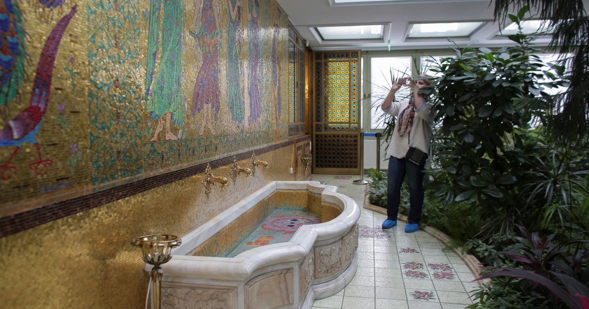80 номерів і шахи у вигляді селян. Reuters показав таємний бункер румунського диктатора Чаушеску