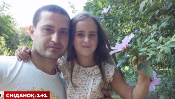 Ахтем Сеитаблаев с младшей дочкой