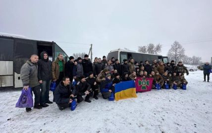 Родные узнали о плене из пропагандистских роликов: во время обмена домой вернулась одна защитница