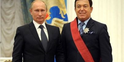 Дослужился: Путин наградил Кобзона почетным званием "за особые трудовые заслуги"