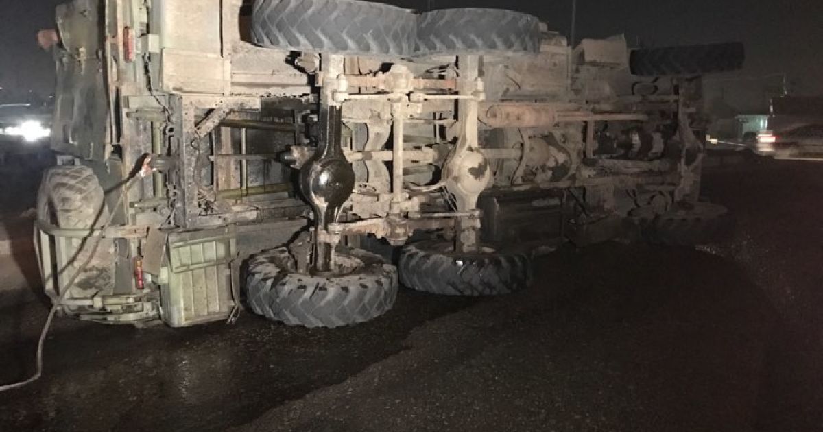 ДТП з військовою вантажівкою в Києві, 22 жовтня / © ТСН.ua