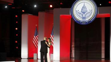 В день инаугурации Трампа состоялось три бала, два из них провели в крупнейшем выставочном зале в Вашингтоне Freedom Hall, а третий, посвященный вооруженным силам США, &mdash; в Национальном строительном музее / © Reuters