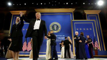 В день инаугурации Трампа состоялось три бала, два из них провели в крупнейшем выставочном зале в Вашингтоне Freedom Hall, а третий, посвященный вооруженным силам США, &mdash; в Национальном строительном музее / © Reuters