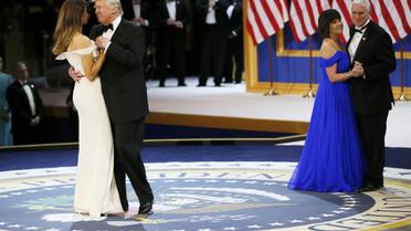 В день инаугурации Трампа состоялось три бала, два из них провели в крупнейшем выставочном зале в Вашингтоне Freedom Hall, а третий, посвященный вооруженным силам США, &mdash; в Национальном строительном музее / © Reuters