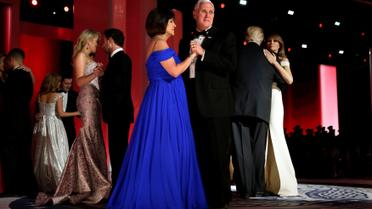 В день инаугурации Трампа состоялось три бала, два из них провели в крупнейшем выставочном зале в Вашингтоне Freedom Hall, а третий, посвященный вооруженным силам США, &mdash; в Национальном строительном музее / © Reuters