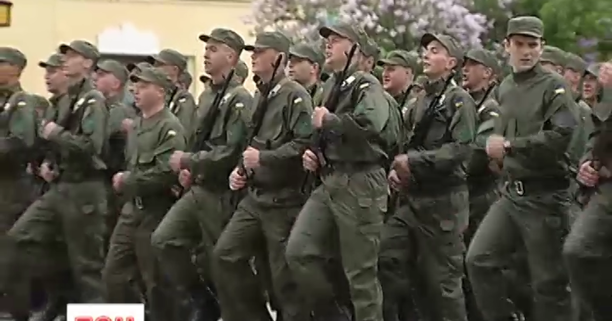 Срочники Нацгвардии приняли присягу