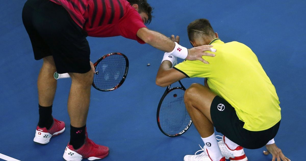 Швейцарский теннисист нокаутировал соперника ударом в пах на Australian Open