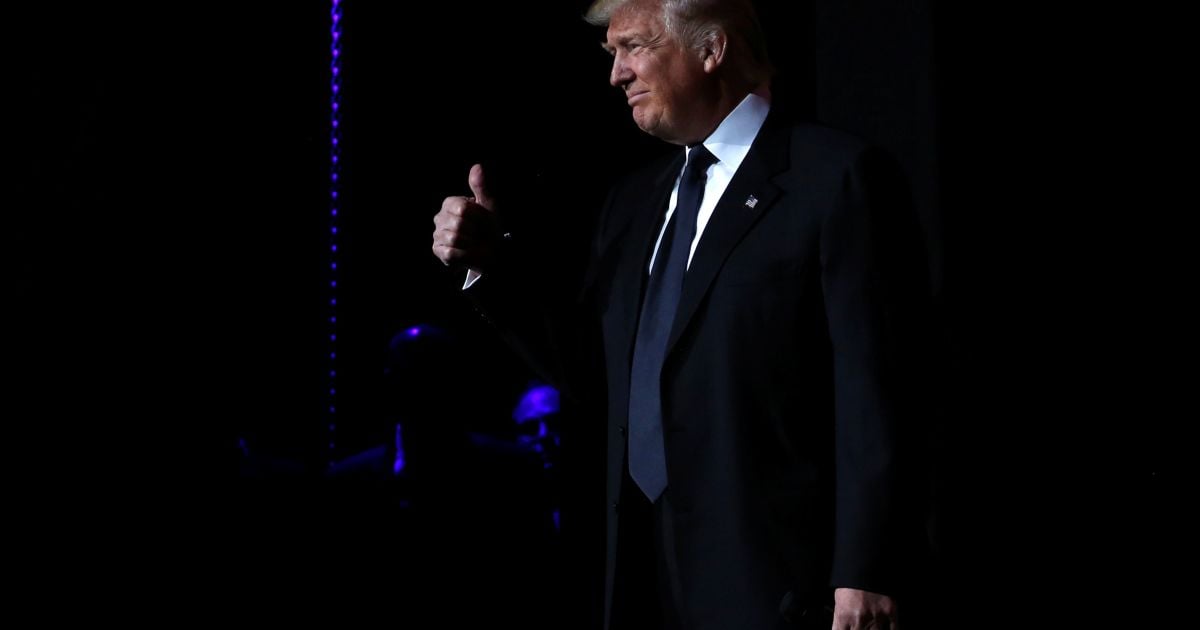 В адміністрації Трампа анулювали понад 100 тисяч виданих дозволів на в'їзд США