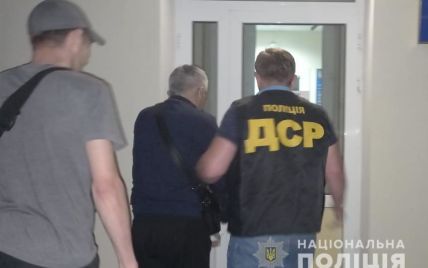 Тричі депортували, а він повертався: у Києві вчетверте затримали кримінального авторитета "Діда"