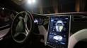 Tesla стежитиме за "своїми" водіями, які хочуть протестувати бета-версію автопілота