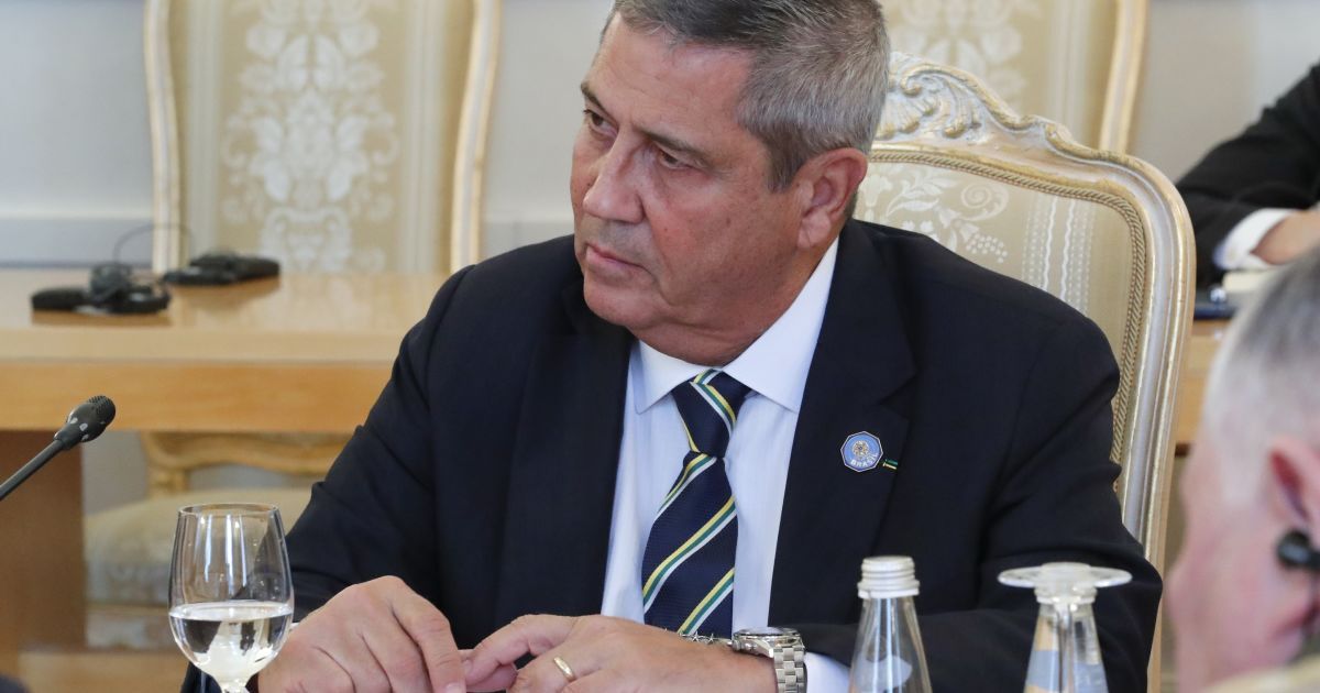 Экс-министр обороны Бразилии Вальтер Брага Нетто