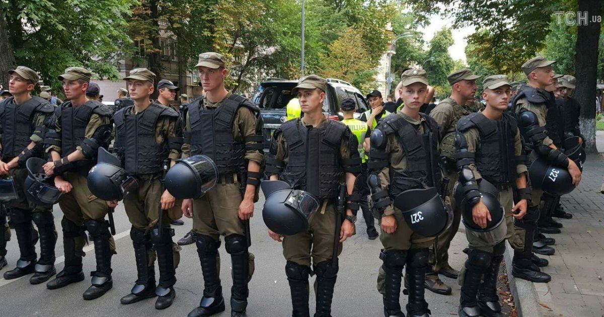 авто збило чоловіка на мітингу євробляхарів_5 / © Фото Ивана Гребенюка/ТСН
