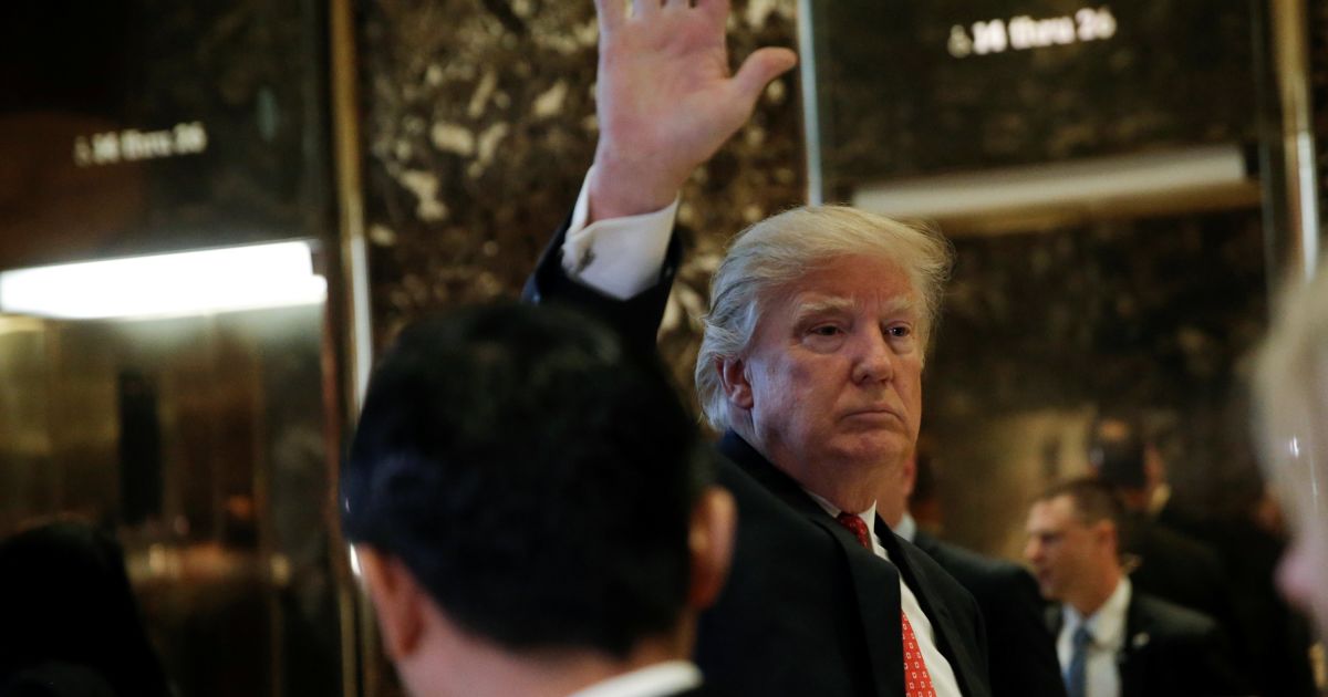 Ми в нацистській Німеччині? Трамп жорстко заперечив свої стосунки з Росією у скандальному досьє