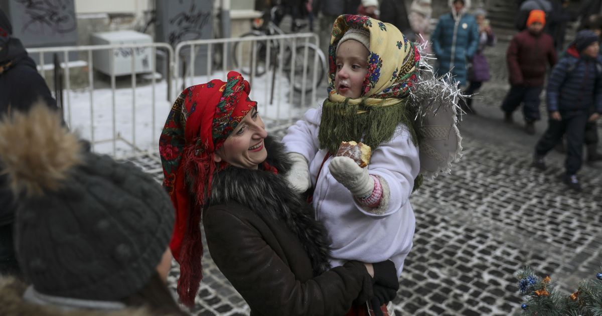 У Києві Різдво відсвяткують з рекордною колядкою і ярмаркою на Співочому полі