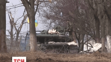 Протягом ночі бойовики обстріляли позиції українських військових 12 разів