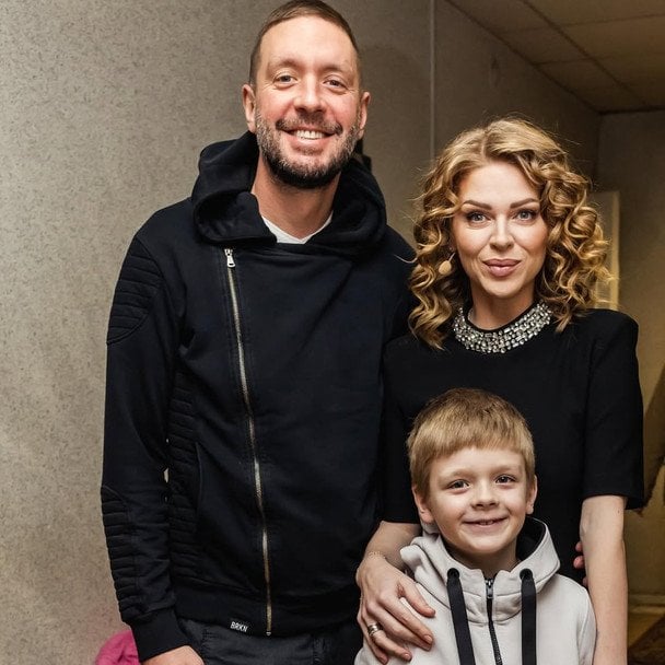Яна Глущенко з чоловіком і сином / © instagram.com/yamo4ka