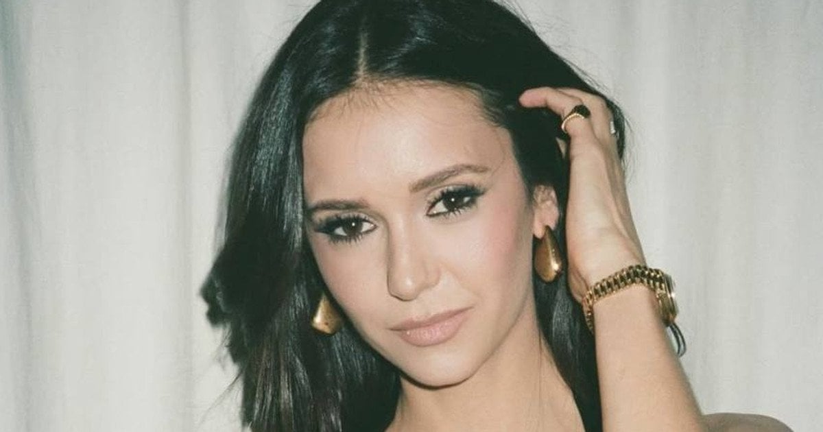 Нина Добрев