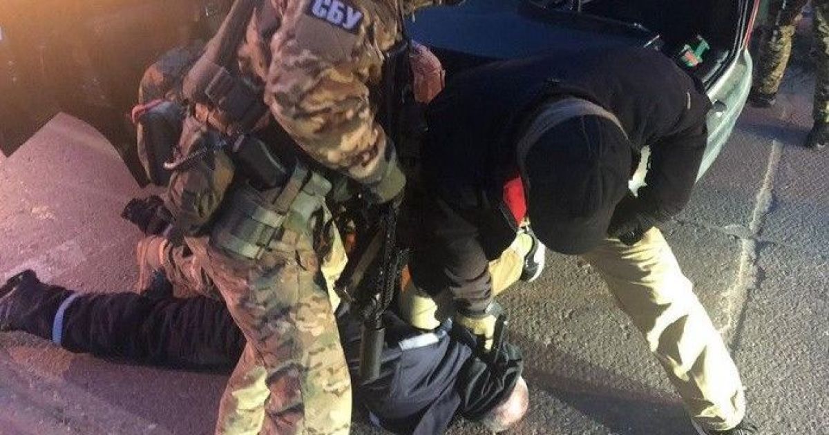 На Одещині в контейнері з фруктами виявили кокаїн на понад мільйон доларів