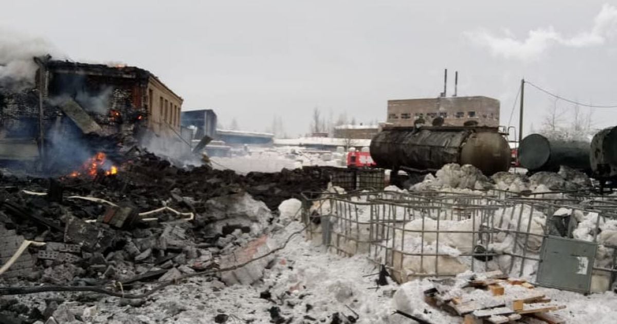В Росії стався потужний вибух на заводі. Є постраждалі