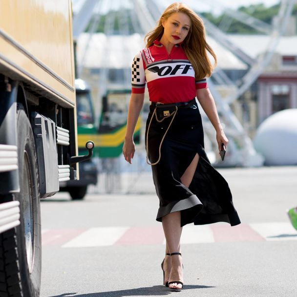  / © instagram.com/tina_karol