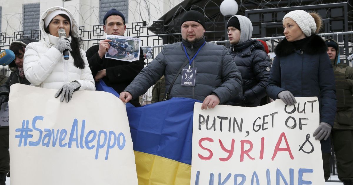 протести під посольством Росії у Києві_3 / © Reuters