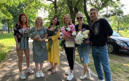 Актеры сериала "Школа" неожиданно приехали на последний звонок к ученикам из Николаева