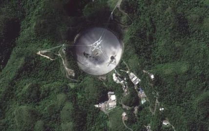 В Пуэрто-Рико упал один из крупнейших в мире радиотелескопов