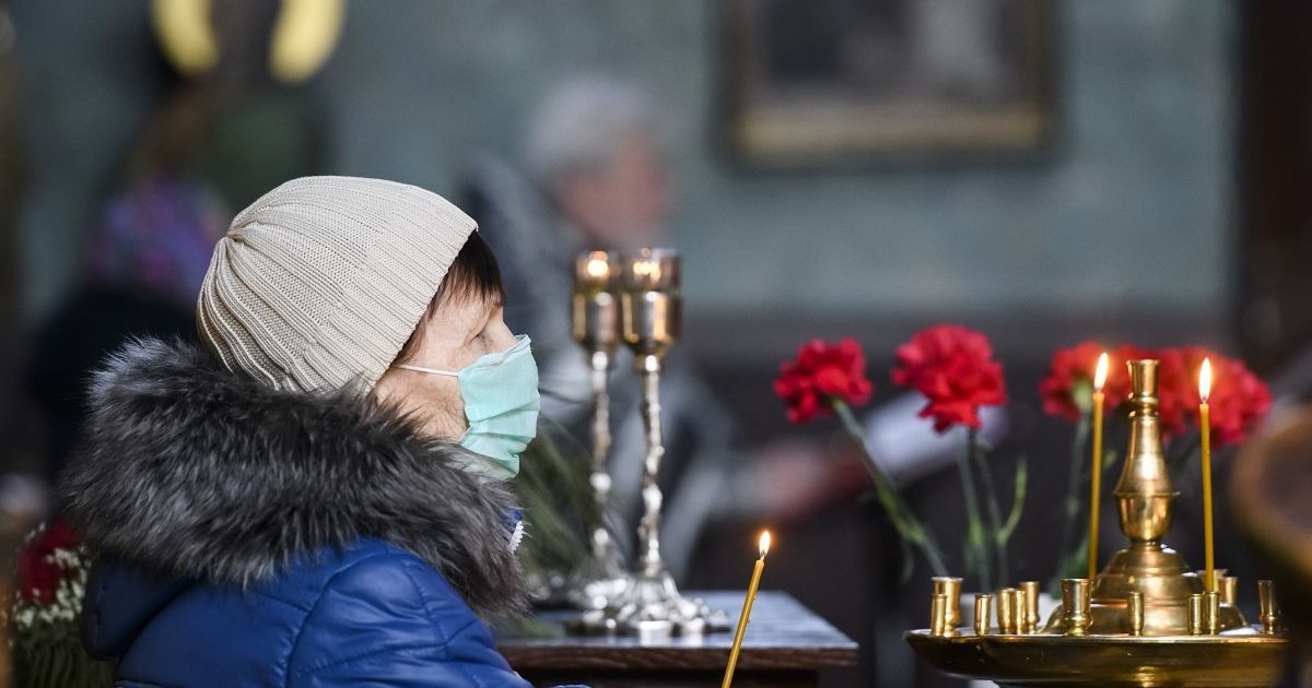 "Можна подивитися по телевізору": у Полтаві охочим піти до церкви на Великдень пригрозили штрафами