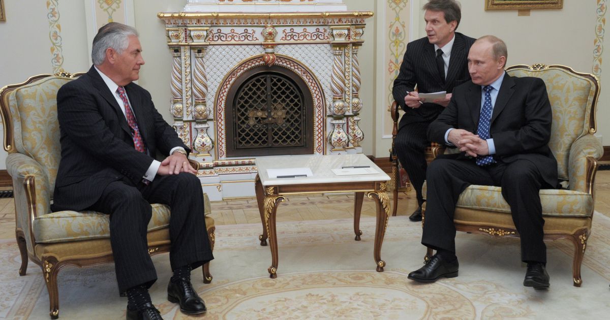 Демократи у сенаті США побоюються "занадто люб'язного до Москви" Тіллерсона