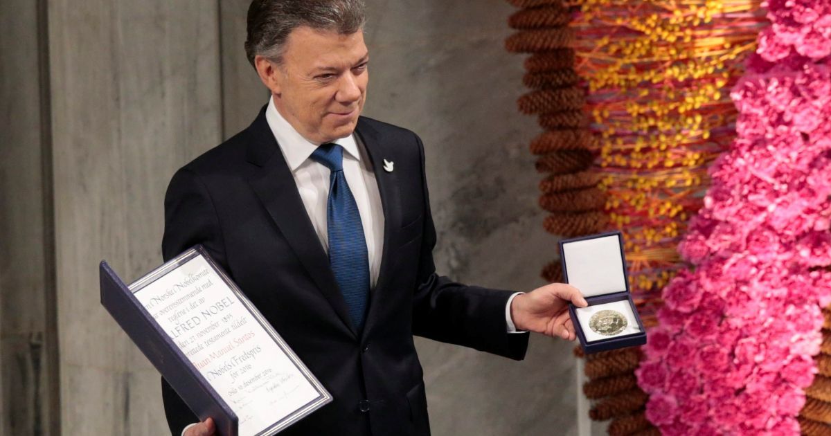 Хуан Мануэль Сантос получил Нобелевскую премию мира