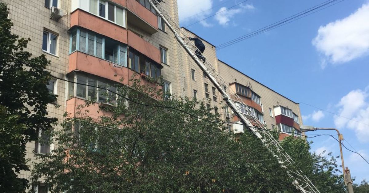 Пожежа на Симоненка в Києві_1 / © Управление ГСЧС Киева