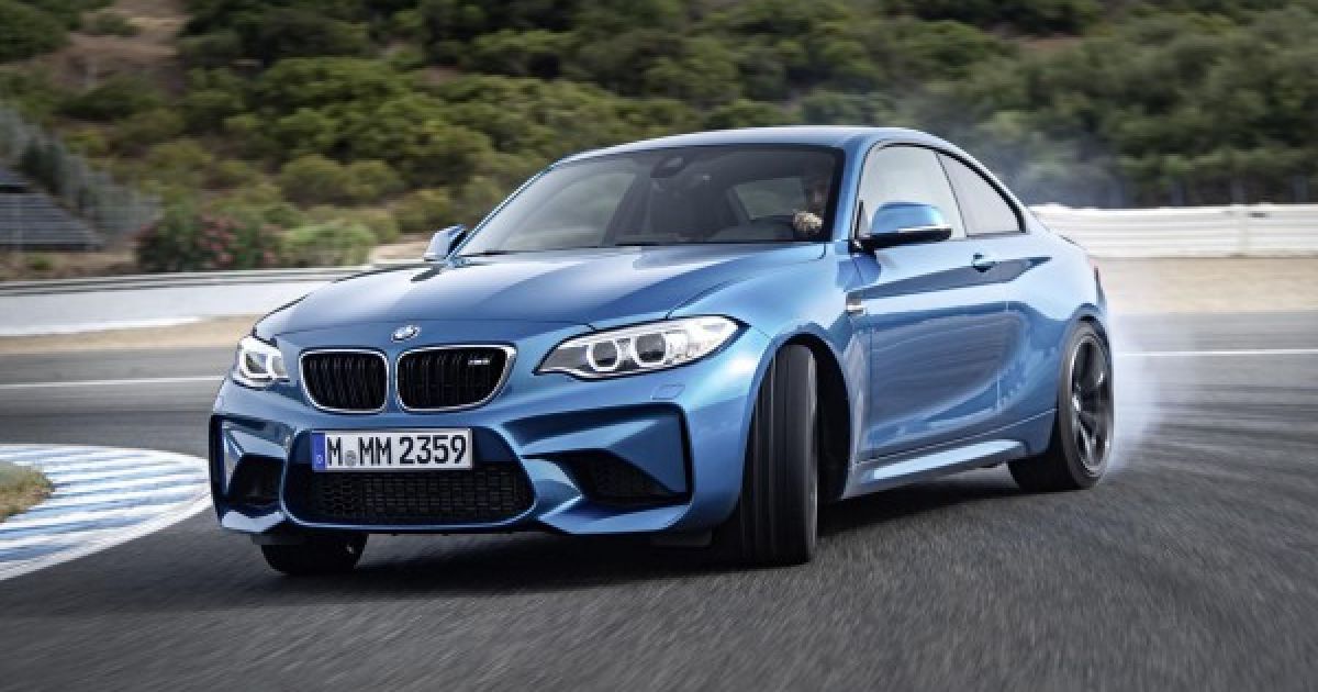 Баварцы официально представили BMW M2 (видео)