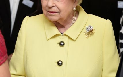 Королеву Елизавету II едва не застрелили в Букингемском дворце