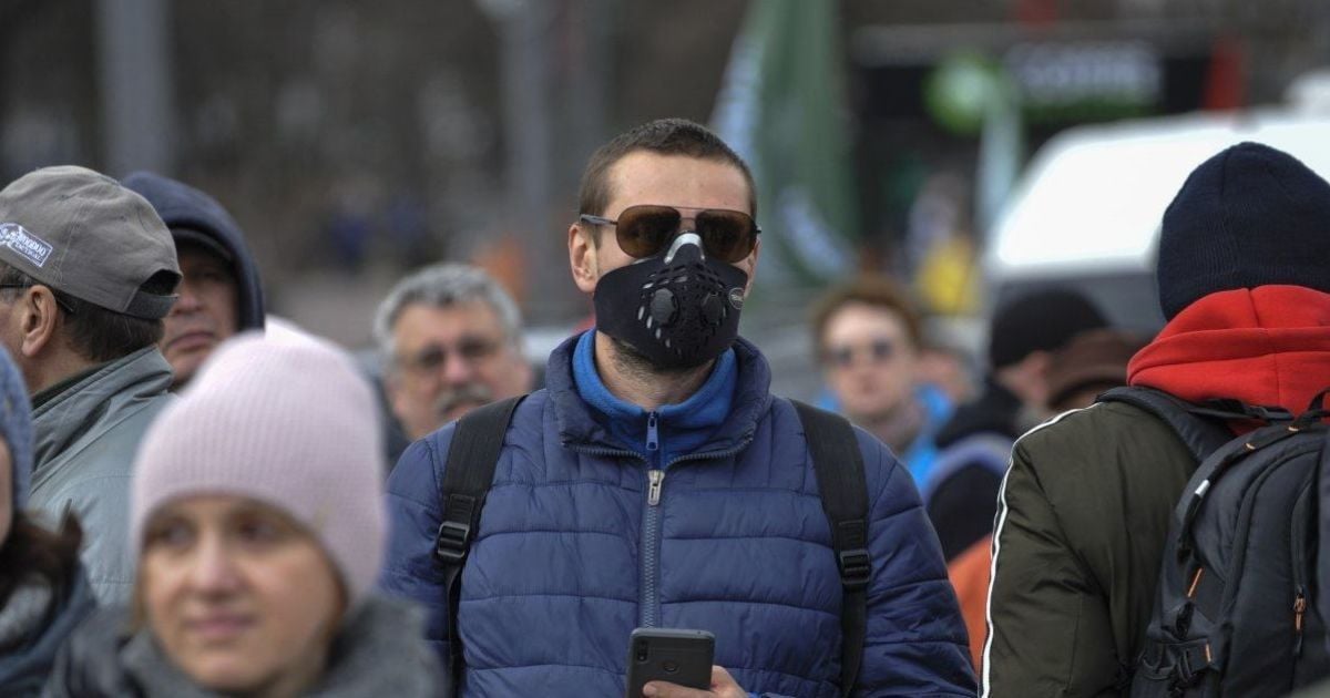 Величезні штрафи та навіть ув'язнення. Як в Україні хочуть карати порушників карантину