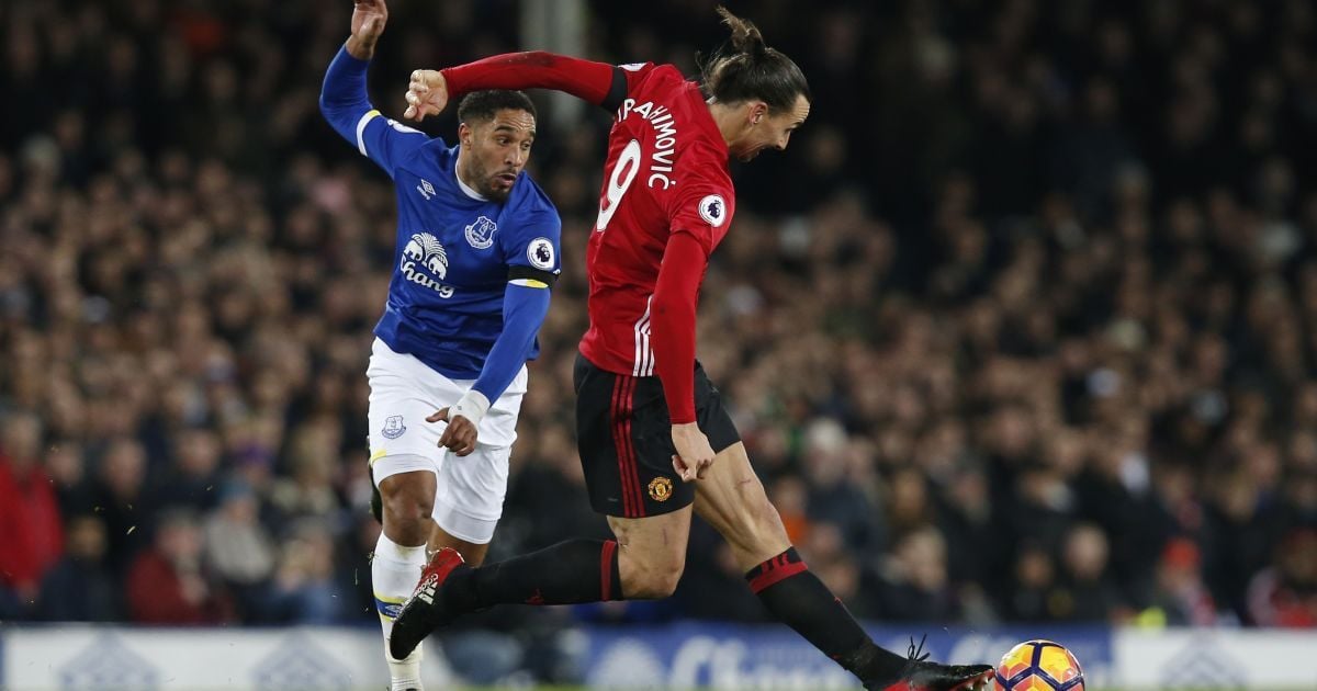 МЮ в очередной раз сыграл в ничью.