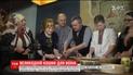 Во Львове семьи героев Небесной сотни пекли куличи воинам на фронт