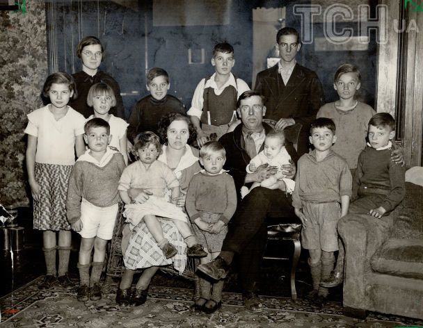 Пані Артур Голліс Тімлек народила 16 дітей, дев'ятеро з яких з'явилися на світ від жовтня 1926 року / © Getty Images
