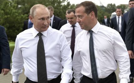 Главный алкоголик России: стало известно, как Путин поиздевался над Медведевым