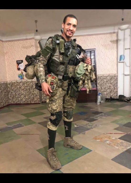 Актор Стороженко отримав серйозне поранення на передовій: "Накрили касетні міни"