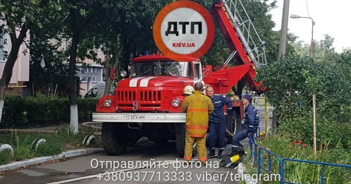 Пожежа на Симоненка в Києві_9 / © dtp.kiev.ua