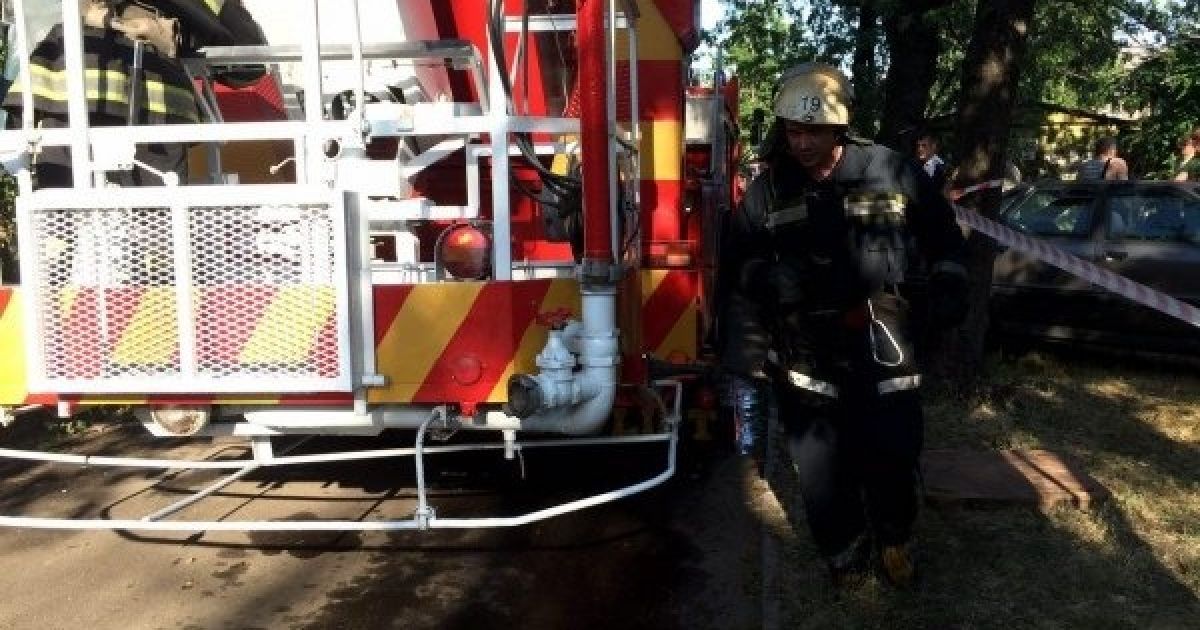 На Софійській працювало 7 пожежних машин та автодрабина