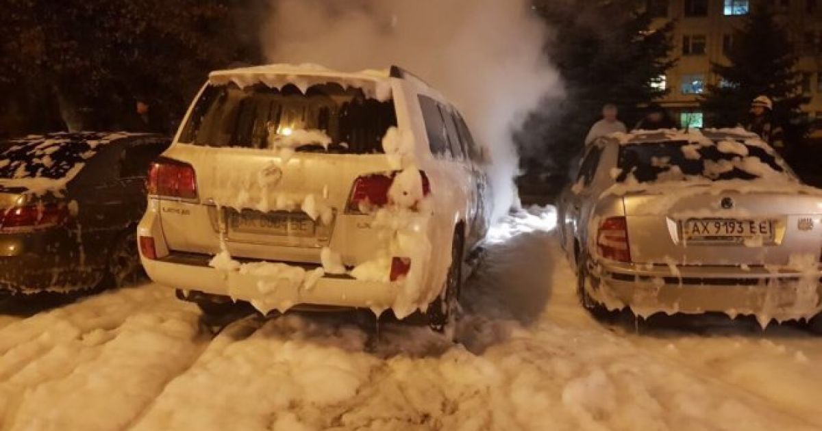 Невідомі спалили авто чоловіка судді, яка головує у справі про криваву ДТП у Харкові - ЗМІ